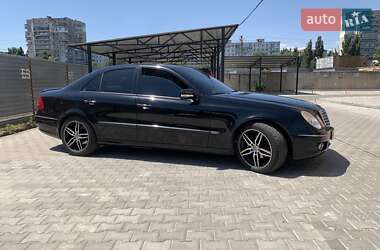 Седан Mercedes-Benz E-Class 2008 в 