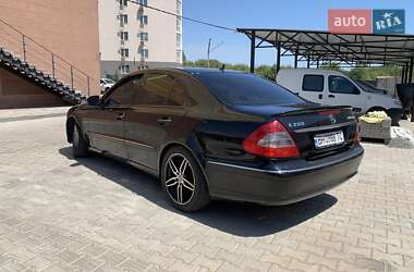 Седан Mercedes-Benz E-Class 2008 в 