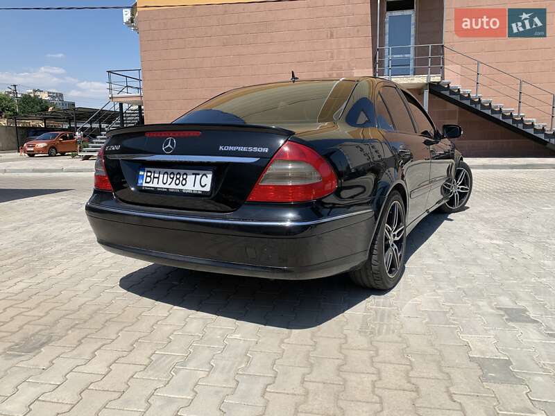 Седан Mercedes-Benz E-Class 2008 в Одессе