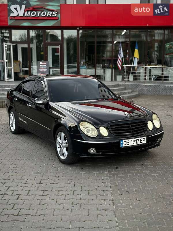 Седан Mercedes-Benz E-Class 2003 в Черновцах