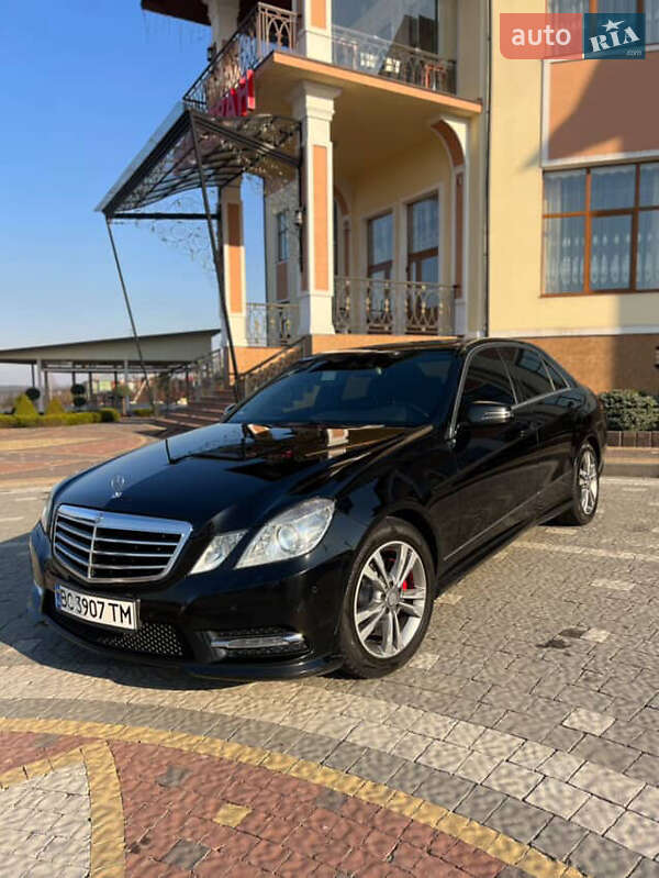 Седан Mercedes-Benz E-Class 2013 в Меденичах