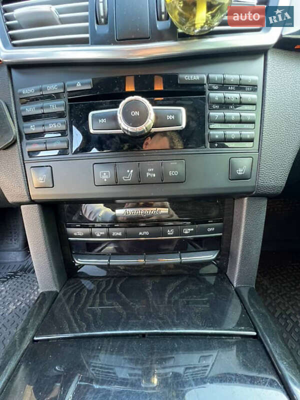 Седан Mercedes-Benz E-Class 2013 в Меденичах