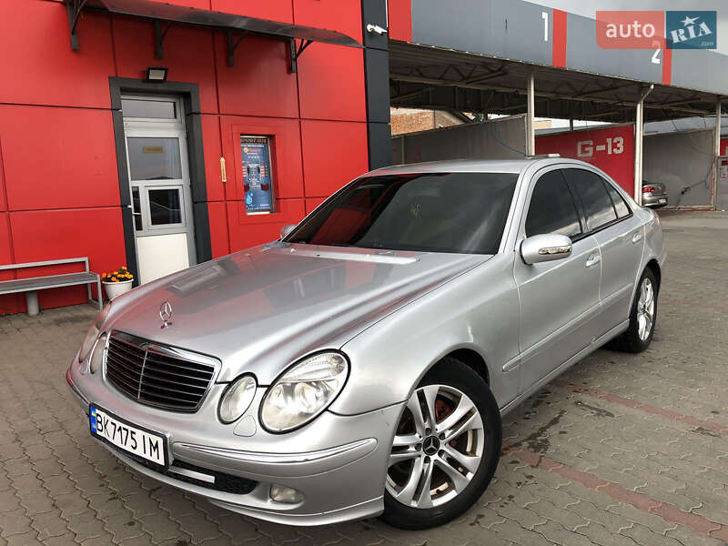 Mercedes-Benz E-Class 2003