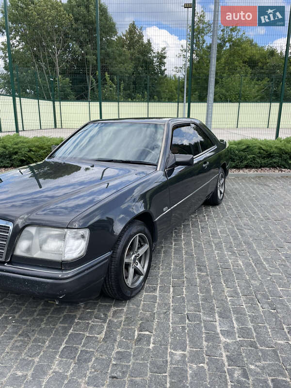 Mercedes-Benz E-Class 1995