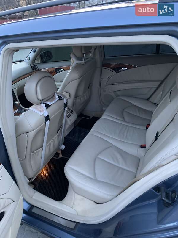 Универсал Mercedes-Benz E-Class 2003 в Львове
