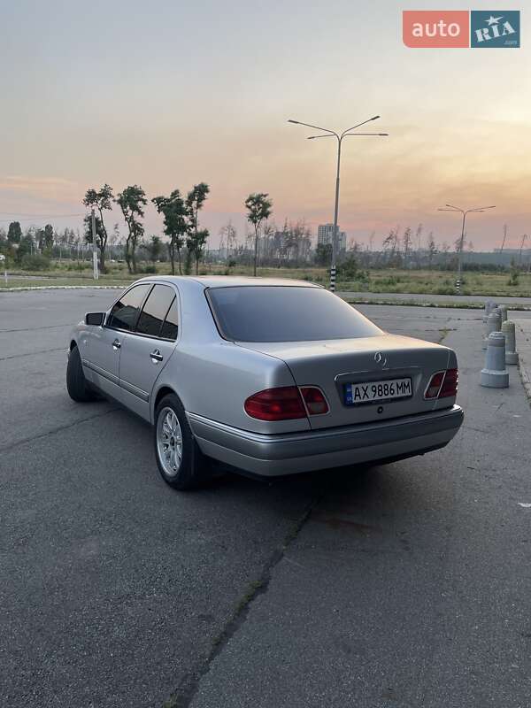 Седан Mercedes-Benz E-Class 1998 в Харкові фото 8 Седан Mercedes-Benz E-Class 1998 в Харкові
