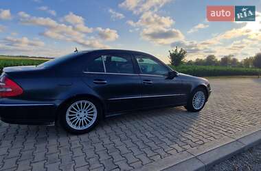 Седан Mercedes-Benz E-Class 2003 в 