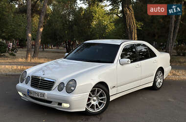 Седан Mercedes-Benz E-Class 2000 в Миколаєві
