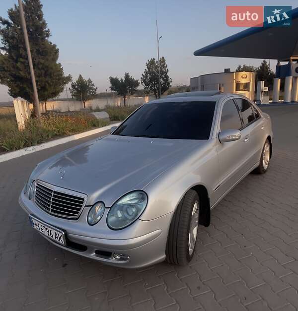 Mercedes-Benz E-Class 2004