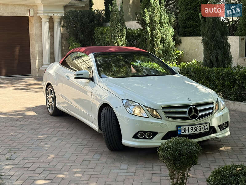 Кабриолет Mercedes-Benz E-Class 2011 в Одессе
