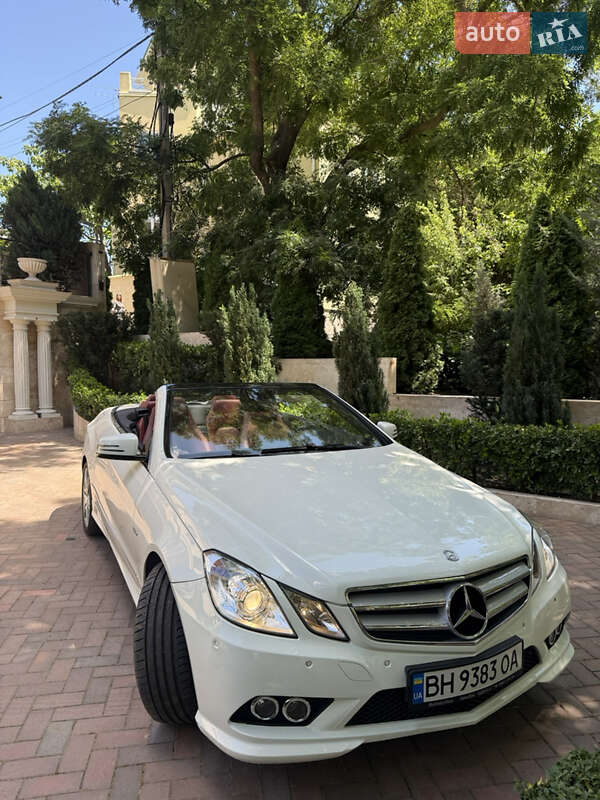 Кабриолет Mercedes-Benz E-Class 2011 в Одессе