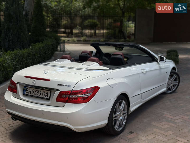 Кабриолет Mercedes-Benz E-Class 2011 в Одессе