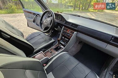 Универсал Mercedes-Benz E-Class 1994 в 