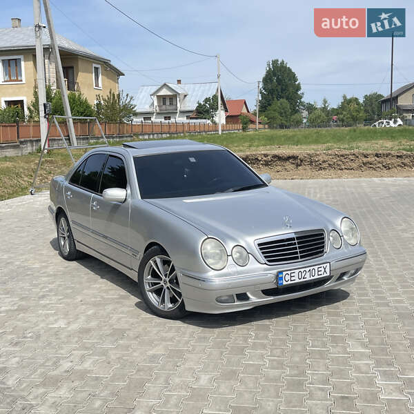 Седан Mercedes-Benz E-Class 1999 в Чернівцях