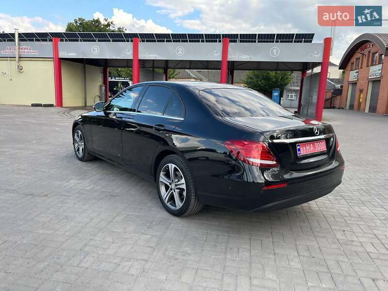 Седан Mercedes-Benz E-Class 2018 в Дубно