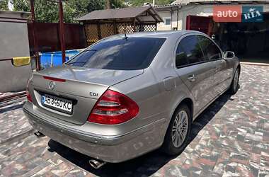 Седан Mercedes-Benz E-Class 2004 в 