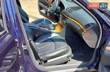 Седан Mercedes-Benz E-Class 2002 в 