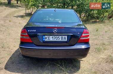 Седан Mercedes-Benz E-Class 2002 в 