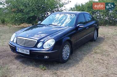 Седан Mercedes-Benz E-Class 2002 в Дніпрі