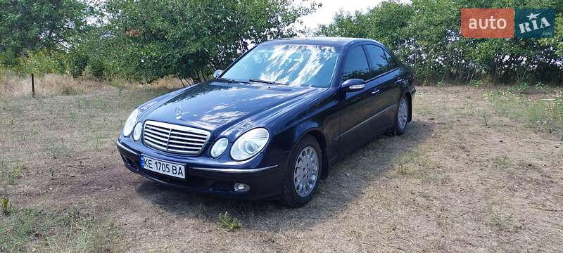 Mercedes-Benz E-Class 2002