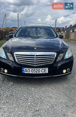 Седан Mercedes-Benz E-Class 2009 в 