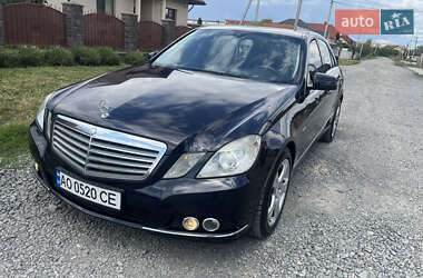 Седан Mercedes-Benz E-Class 2009 в 