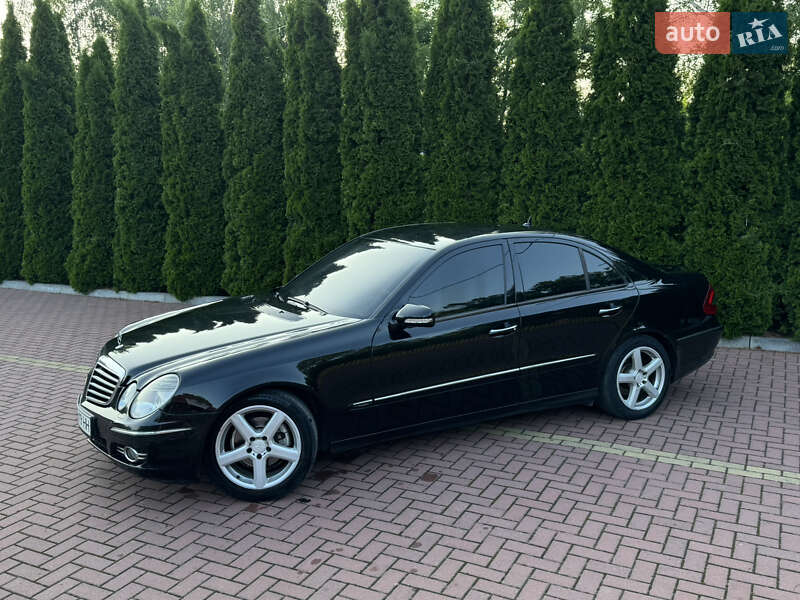 Седан Mercedes-Benz E-Class 2006 в Хмельницком
