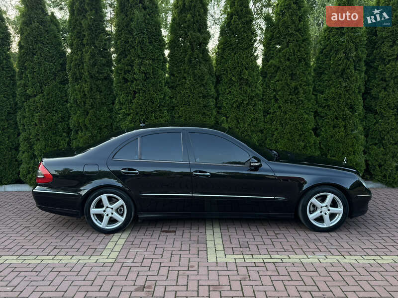 Седан Mercedes-Benz E-Class 2006 в Хмельницком