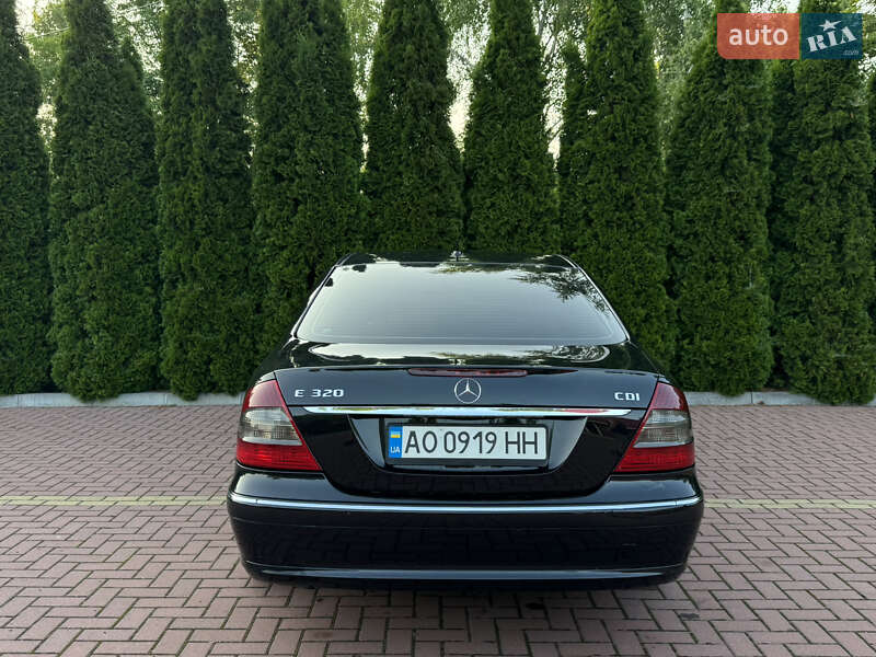 Седан Mercedes-Benz E-Class 2006 в Хмельницком