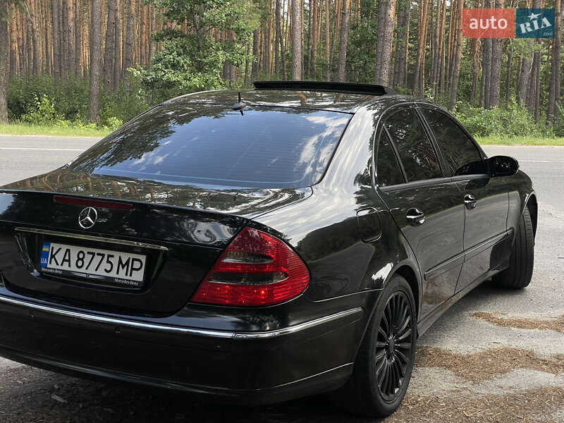 Седан Mercedes-Benz E-Class 2002 в Вышгороде
