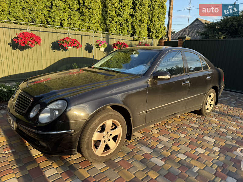 Mercedes-Benz E-Class 2004