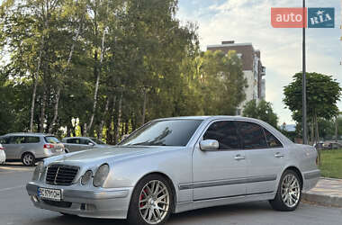 Седан Mercedes-Benz E-Class 2000 в 