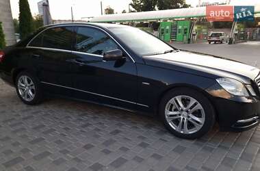 Седан Mercedes-Benz E-Class 2012 в 