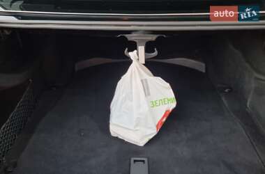 Седан Mercedes-Benz E-Class 2012 в 