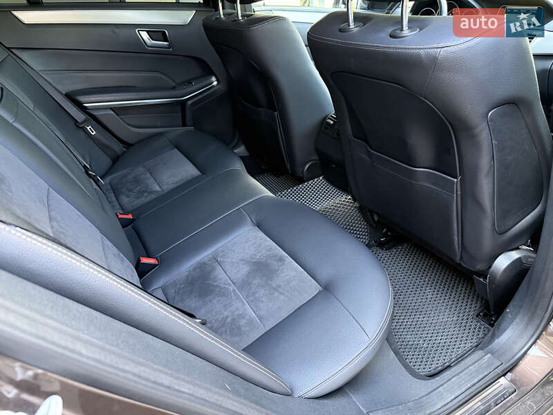 Седан Mercedes-Benz E-Class 2014 в Киеве