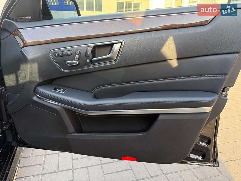 Седан Mercedes-Benz E-Class 2013 в Одессе