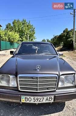 Седан Mercedes-Benz E-Class 1994 в 