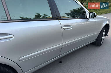 Седан Mercedes-Benz E-Class 2002 в 
