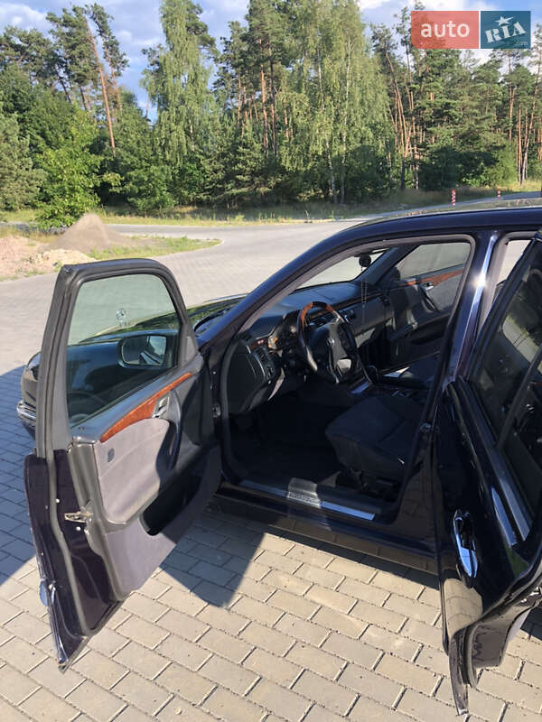 Седан Mercedes-Benz E-Class 2001 в Костополе