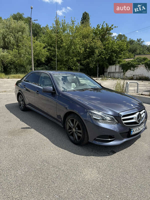 Седан Mercedes-Benz E-Class 2014 в 