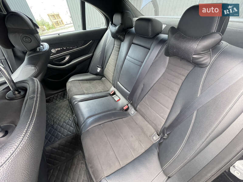 Седан Mercedes-Benz E-Class 2018 в Киеве