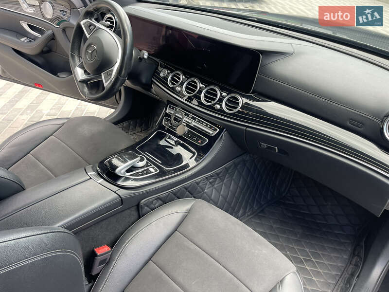 Седан Mercedes-Benz E-Class 2018 в Киеве
