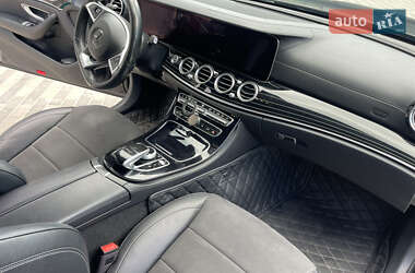 Седан Mercedes-Benz E-Class 2018 в 