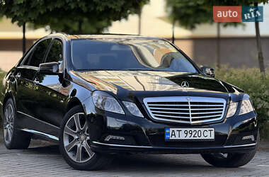 Седан Mercedes-Benz E-Class 2009 в 