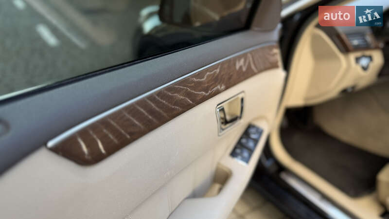 Седан Mercedes-Benz E-Class 2009 в Ивано-Франковске