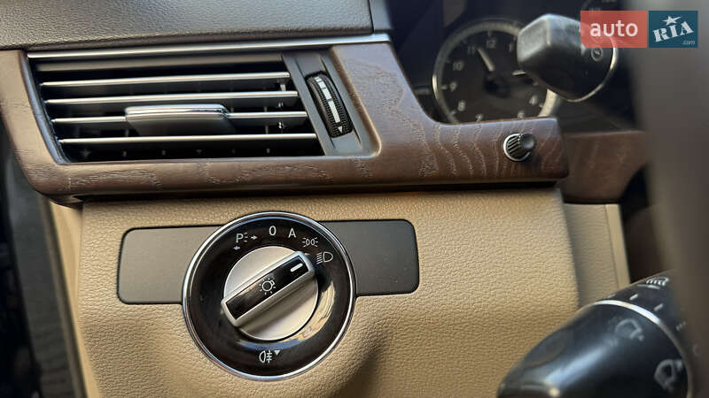 Седан Mercedes-Benz E-Class 2009 в Ивано-Франковске
