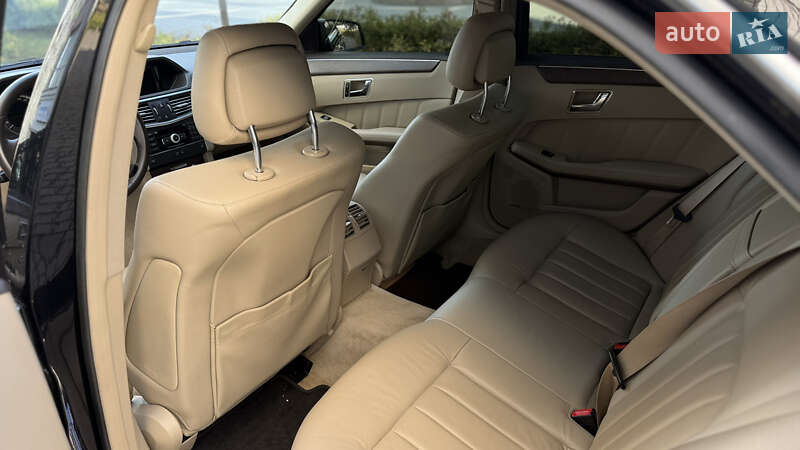 Седан Mercedes-Benz E-Class 2009 в Ивано-Франковске