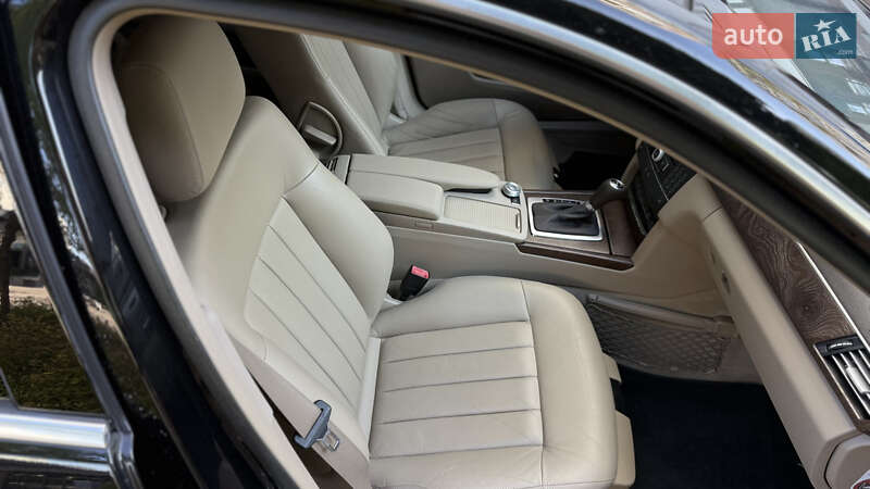 Седан Mercedes-Benz E-Class 2009 в Ивано-Франковске