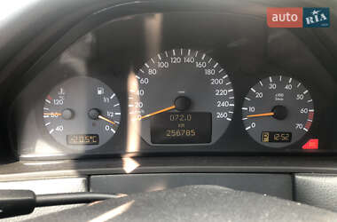 Седан Mercedes-Benz E-Class 1999 в 