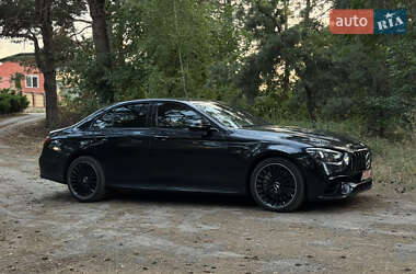 Седан Mercedes-Benz E-Class 2018 в 